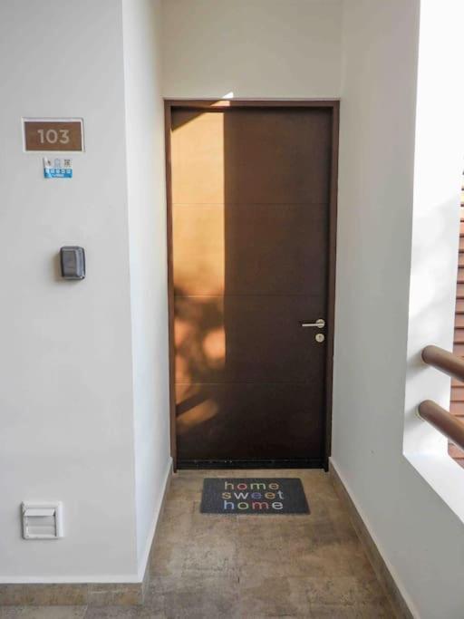 Aku-Chic Newly Furbished Condo Jungle Pool Xetna Bagian luar foto